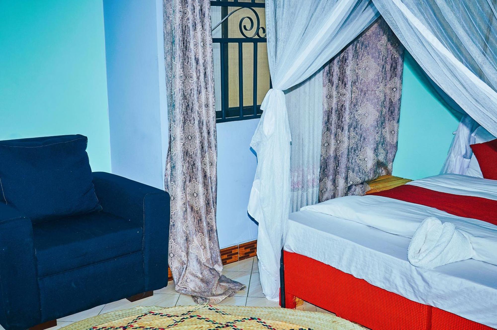 アルーシャ Safari Park House Bed & Breakfast エクステリア 写真