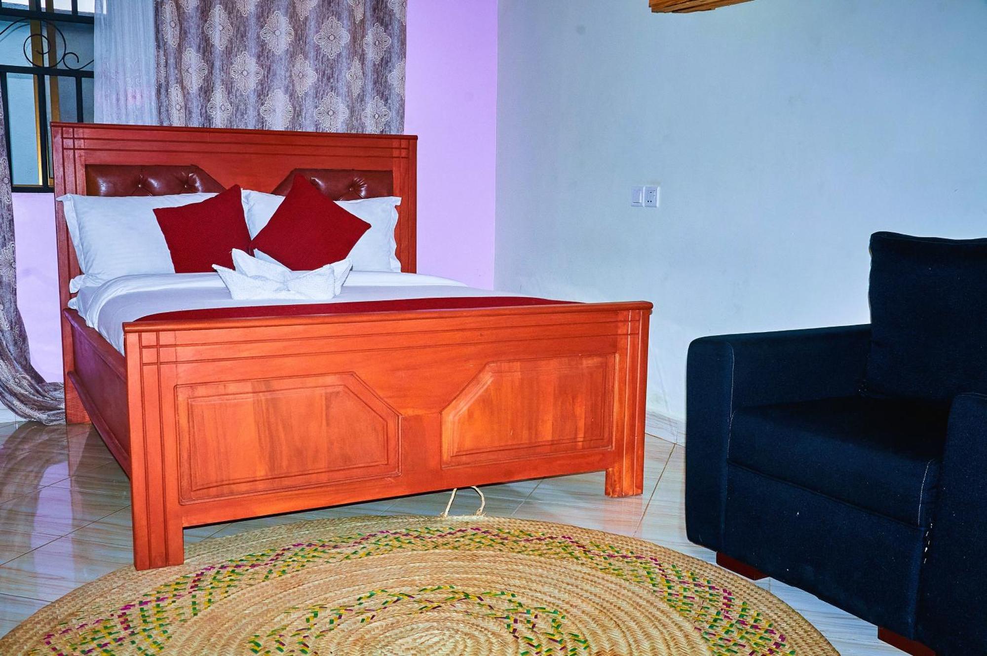 アルーシャ Safari Park House Bed & Breakfast エクステリア 写真